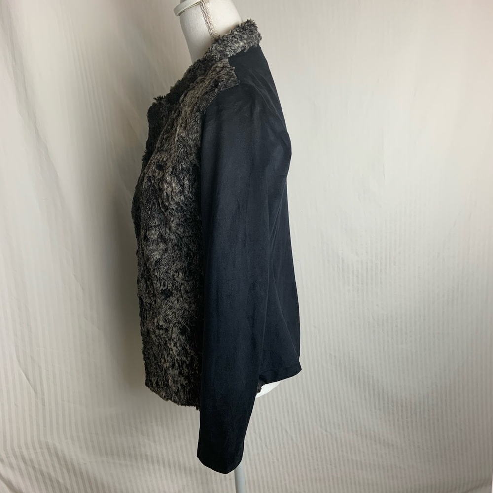 Hem & Thread jacket - Picture 3 of 6